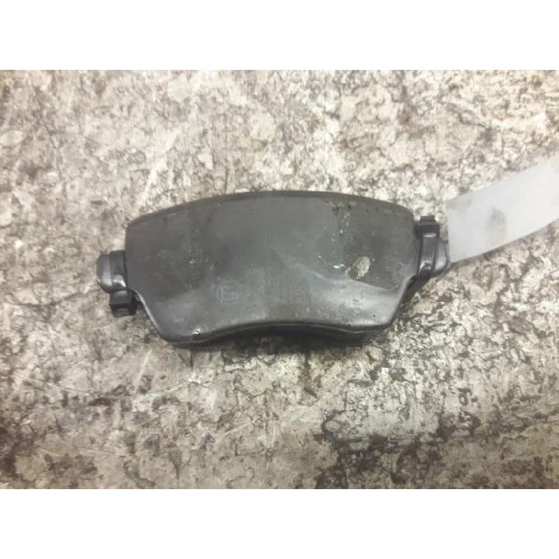 Recambio de pastillas de freno delanteras para renault clio iii 20 aniversario referencia OEM IAM 90R011833361 - Negro