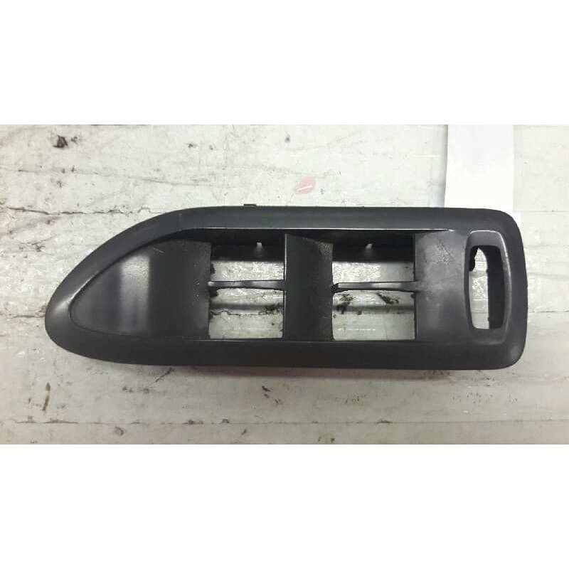 Recambio de guarnecidos varios para renault laguna ii grandtour (kg0) expression referencia OEM IAM MANDO ELEVALUNAS IZQ - Verde