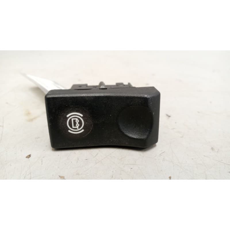 Recambio de interruptor para renault magnum ab 2005 12.8 diesel referencia OEM IAM 5010589017 - Blanco