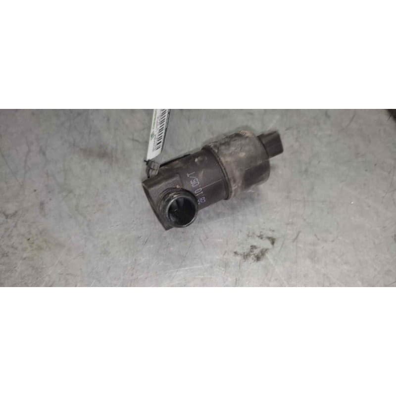 Recambio de bomba limpia para renault master ii phase 2 combi kombi 2,8t l1 6pl. referencia OEM IAM 961553880 2 PINS - Blanco