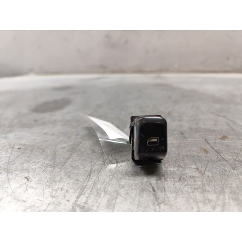 Recambio de mando elevalunas trasero izquierdo para audi a4 ber. (b8) básico referencia OEM IAM 8K0959855