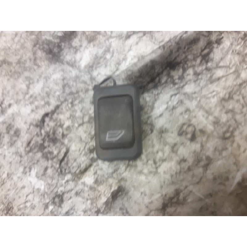 Recambio de mando elevalunas trasero izquierdo para volvo s40 berlina td referencia OEM IAM 03458028 812660