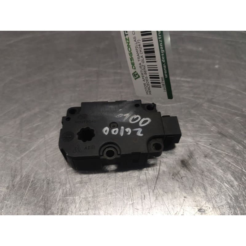 Recambio de motor apertura trampillas climatizador para mercedes-benz gla (h247) gla 200 d (247.712) referencia OEM IAM A0999063 - Blanco