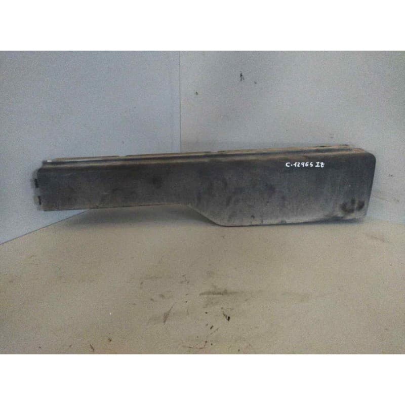 Recambio de moldura trasera cabina para volvo fm 12 asta 2001 12.1 diesel (d12d420) referencia OEM IAM 8191778 IZQUIERDA - Blanco