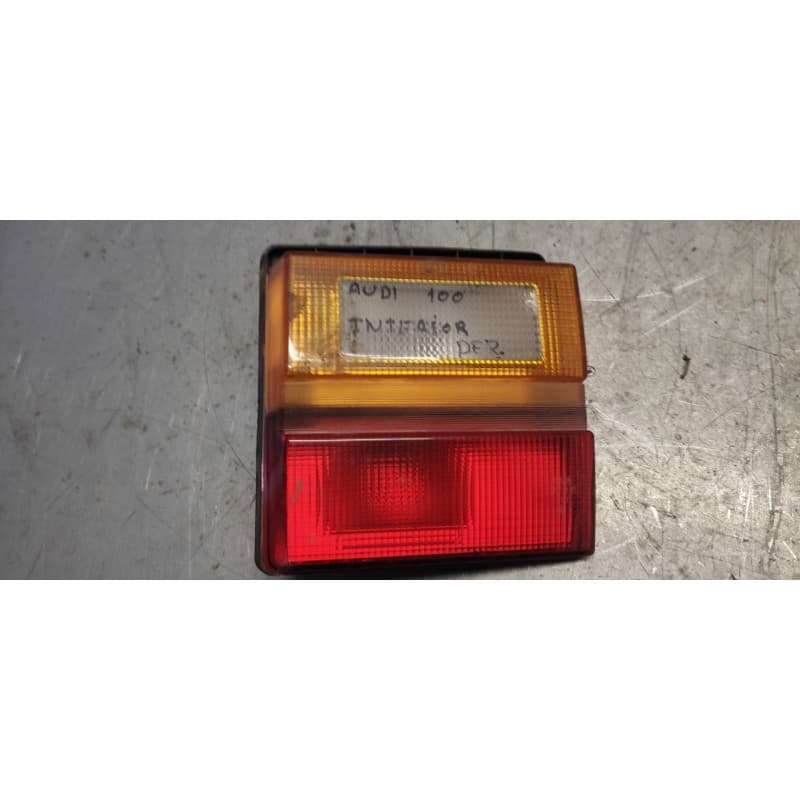 Recambio de piloto trasero derecho interior para audi 100 avant (445) cd referencia OEM IAM