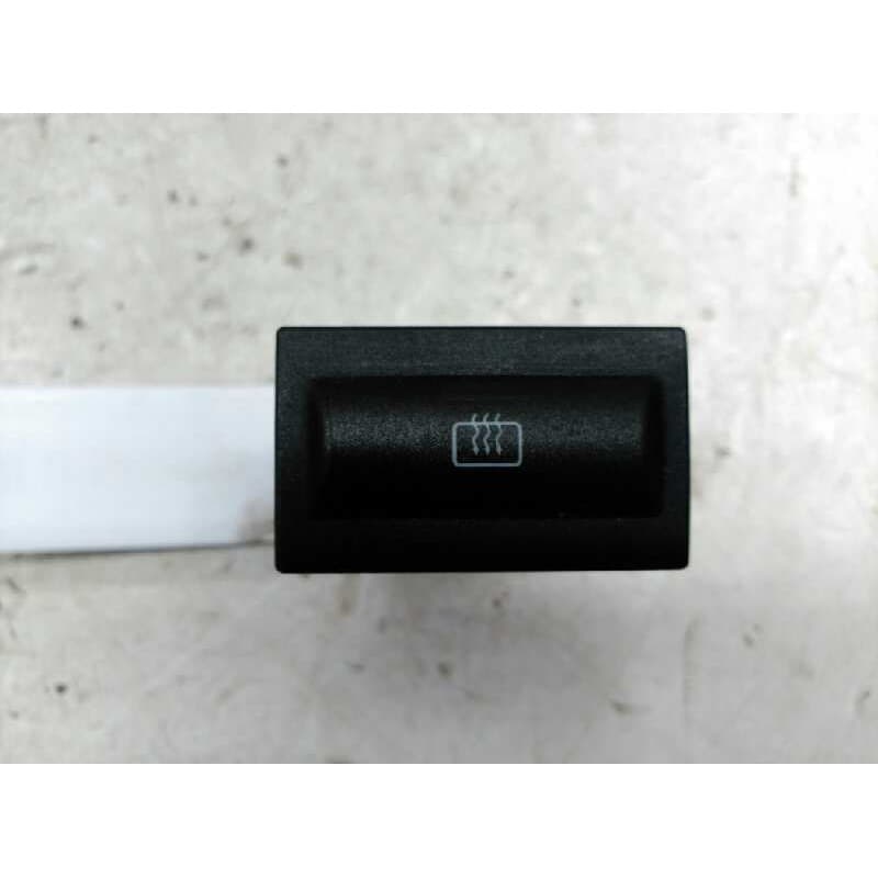 Recambio de boton antivaho para skoda octavia berlina (1u2) 1.9 tdi glx referencia OEM IAM