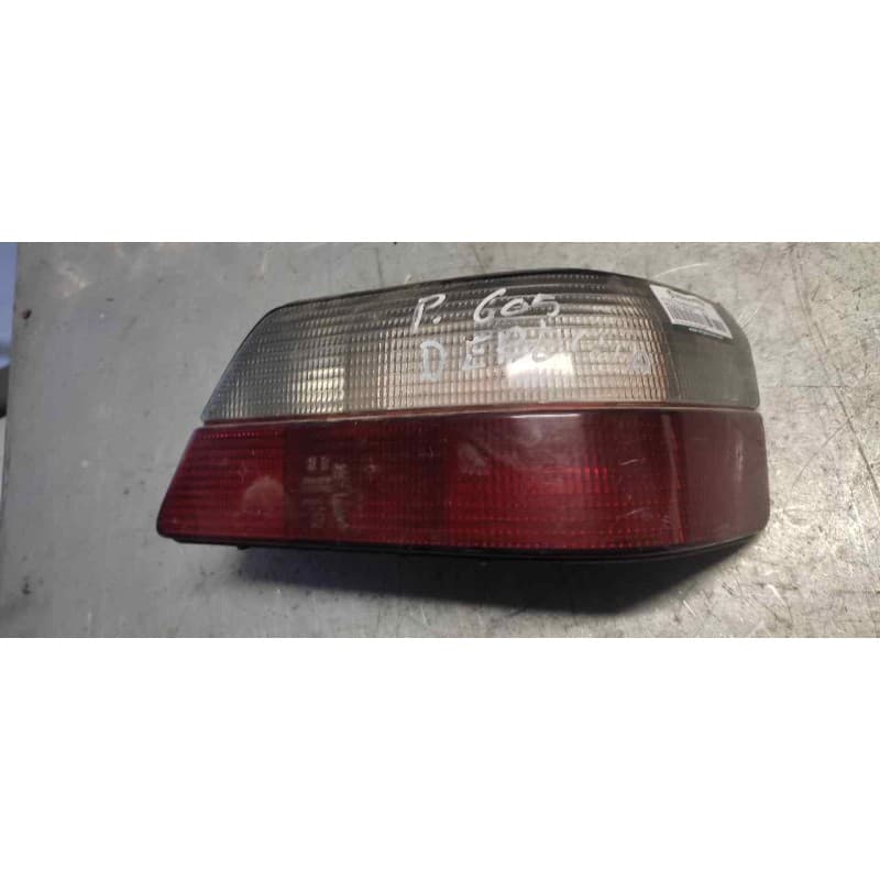 Recambio de piloto trasero derecho para peugeot 605 srti referencia OEM IAM