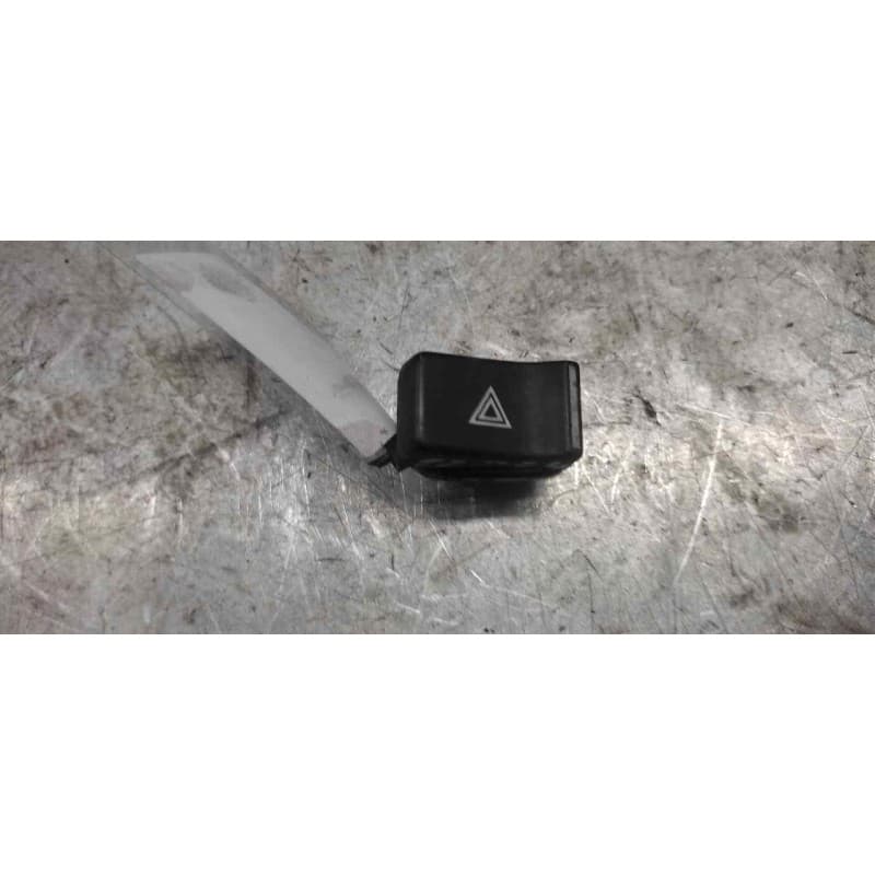 Recambio de warning para renault 4 berlina/familiar/furgoneta gtl (r 1128) referencia OEM IAM 7 PINS - Rojo