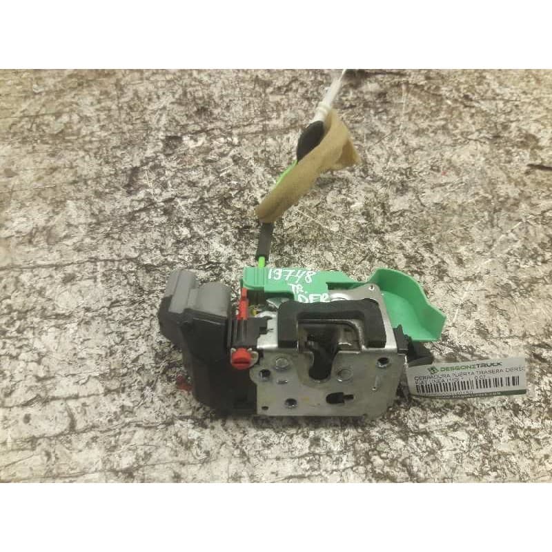 Recambio de cerradura puerta trasera derecha para fiat linea (110) activa (110.0/111.0) referencia OEM IAM 4 PINS