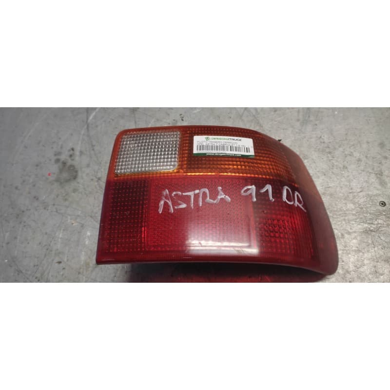 Recambio de piloto trasero derecho para opel astra f cabriolet 1.8 16v referencia OEM IAM