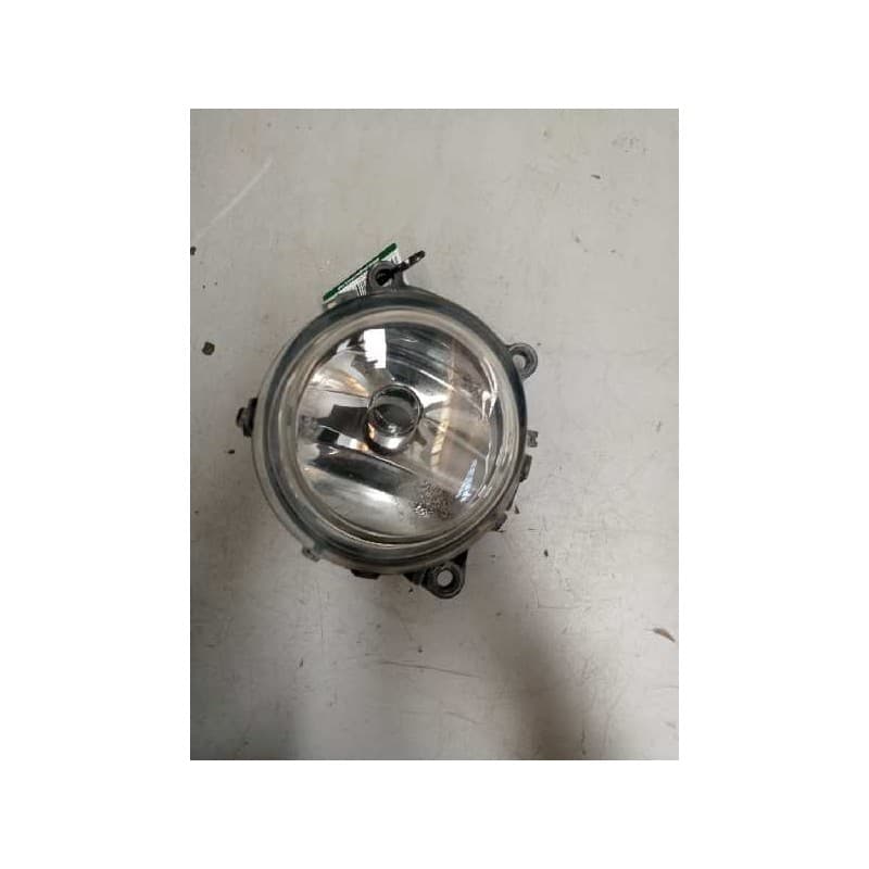 Recambio de faro antiniebla derecho para mercedes-benz actros bm 963 2-achser referencia OEM IAM A9608200556 - Blanco