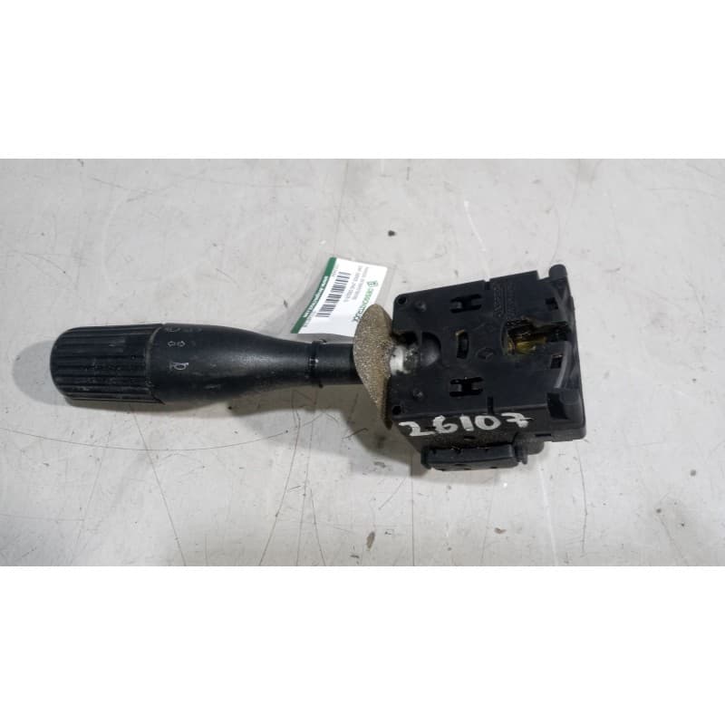 Recambio de mando intermitentes para daf serie lf45 desde 01 5.9 diesel referencia OEM IAM 5010480208 - Blanco