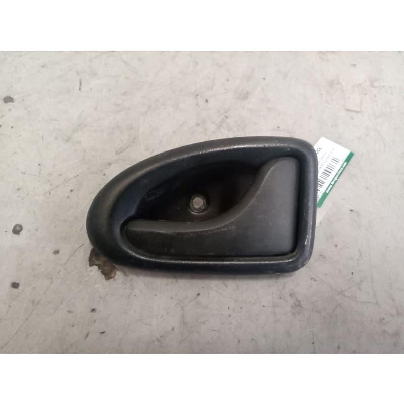 Recambio de maneta interior delantera derecha para renault master caja abierta/chasis ab '98 caja abierta batalla 3578 referenci - Rojo