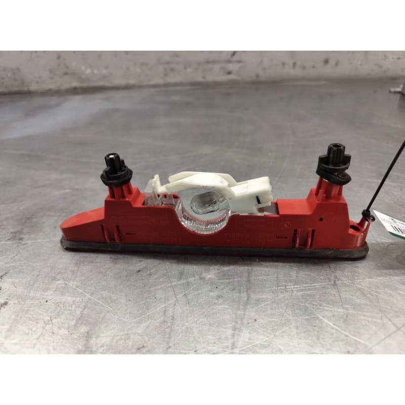 Recambio de luz central de freno para citroën berlingo multispace (b9) 1.6 hdi 75 16v referencia OEM IAM 69071289 - Blanco