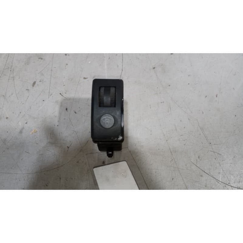 Recambio de interruptor para daf serie lf45 desde 01 5.9 diesel referencia OEM IAM 1439481 5010516633 - Blanco