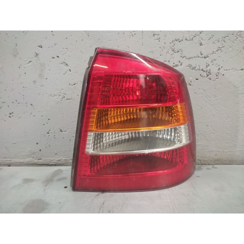 Recambio de piloto trasero derecho para opel astra g hatchback (t98) 2.0 dti 16v (f08, f48) referencia OEM IAM