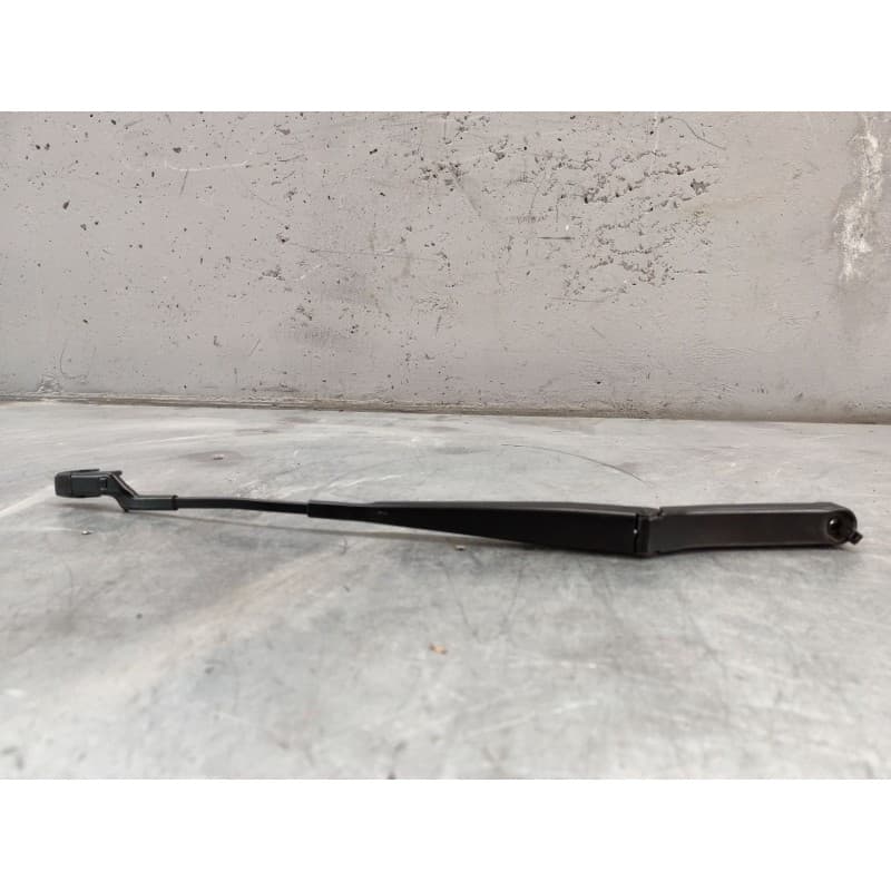 Recambio de brazo limpia delantero izquierdo para seat leon (5f1) 1.6 tdi referencia OEM IAM 5F1955409 - Blanco