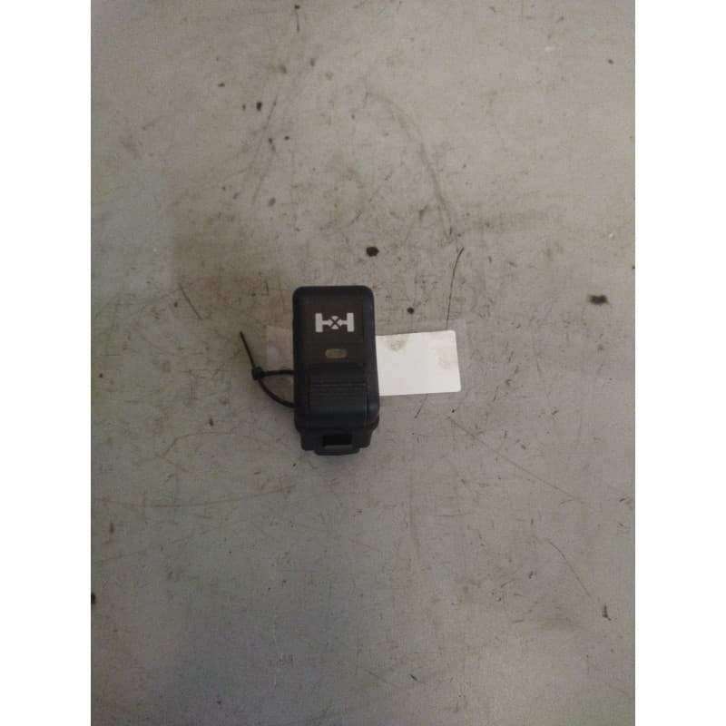 Recambio de interruptor para volvo fm 12 asta 2001 12.1 diesel (d12d420) referencia OEM IAM 8157753 - Blanco
