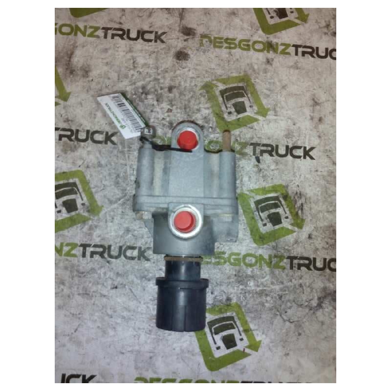 Recambio de valvula aire para renault trucks midliner m 180.10/c (175cv) referencia OEM IAM AC586AAX VALVULA COMPENSADORA