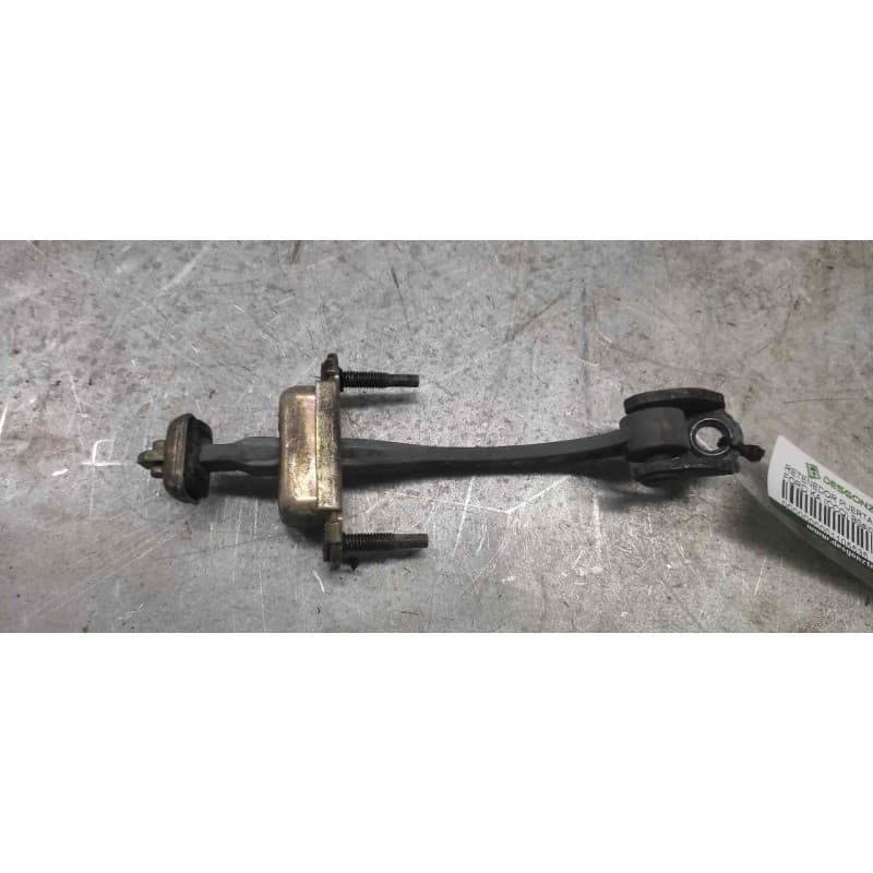 Recambio de retenedor puerta para ford ka (ccq) básico referencia OEM IAM DELANTERA IZQUIERDA