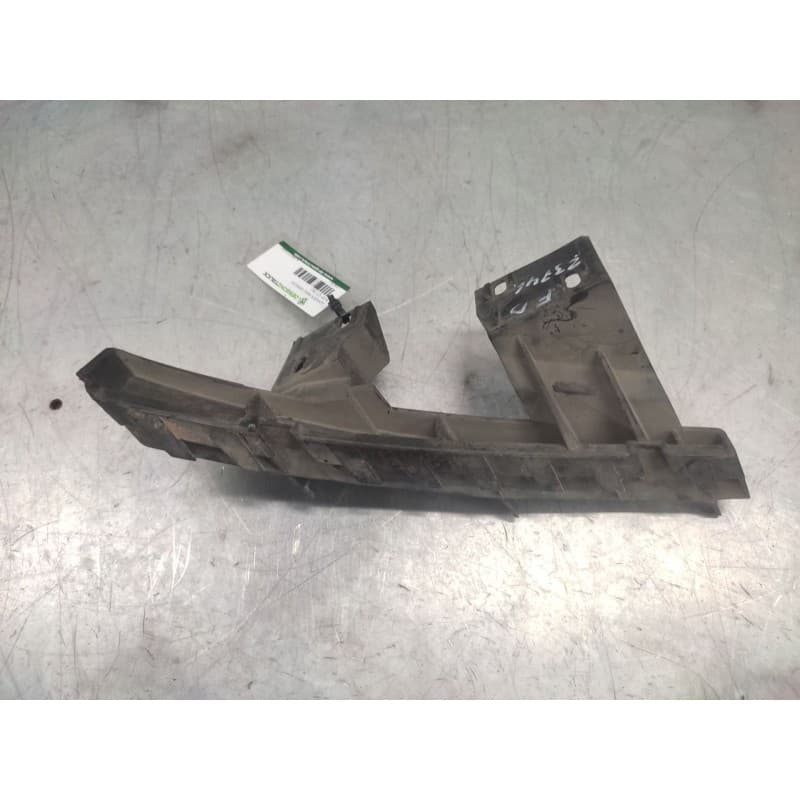 Recambio de soporte faro derecho para audi q7 (4l) 3.0 tdi (176kw) referencia OEM IAM 4L0807334RE - Blanco