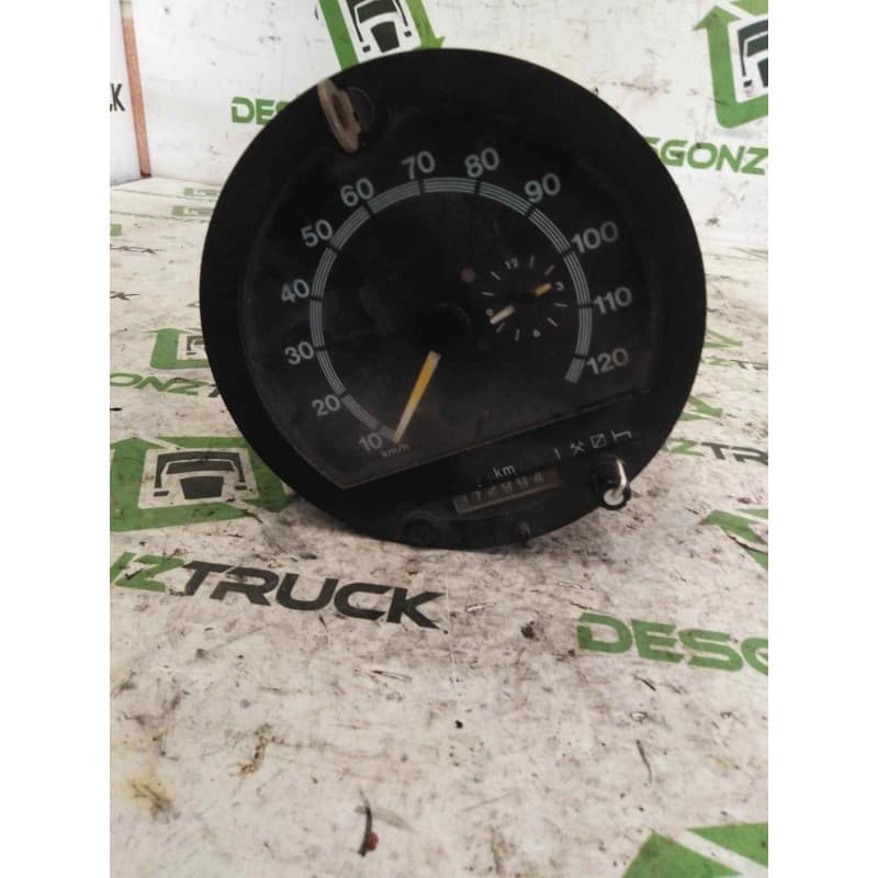 Recambio de tacografo para nissan eco - t 160.75/117 kw/e2 chasis / 3230 / 7.49 cabina individual referencia OEM IAM NS8404 1831 - Blanco