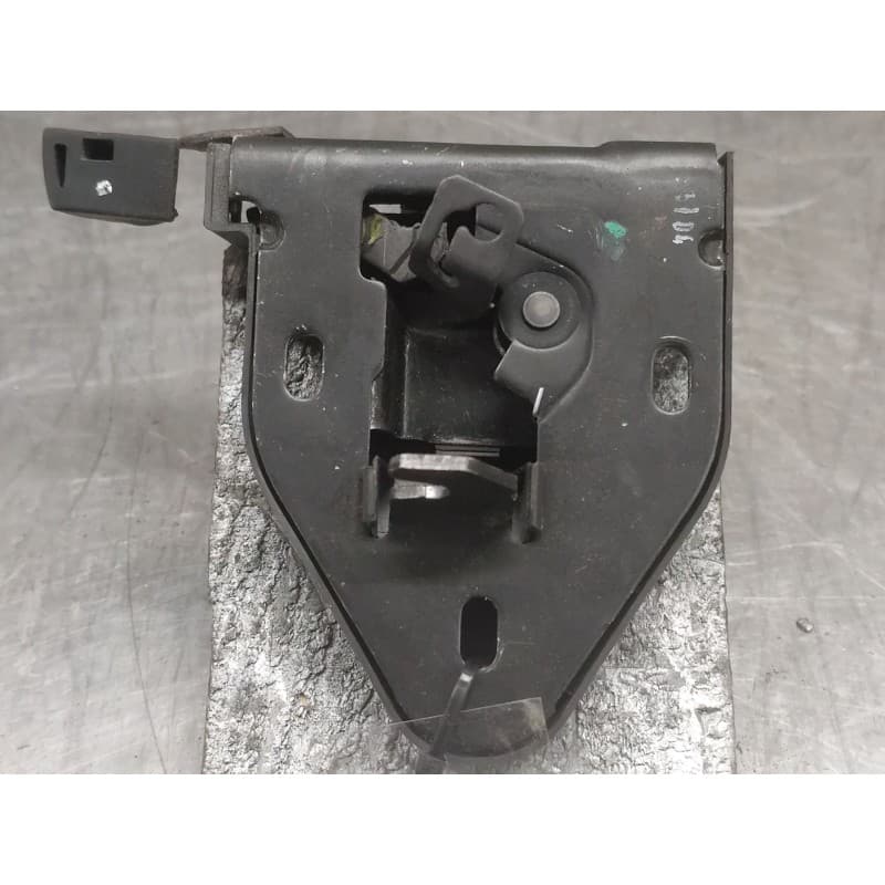 Recambio de cerradura puerta trasera derecha para renault trafic ii furgoneta (fl) 1.9 dci 100 (fl0c) referencia OEM IAM - Amarillo