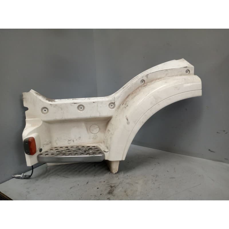 Recambio de paso rueda delantero izquierdo para man tg-m 12.280 12.280 fg c (compact) referencia OEM IAM 81615100277 - Blanco