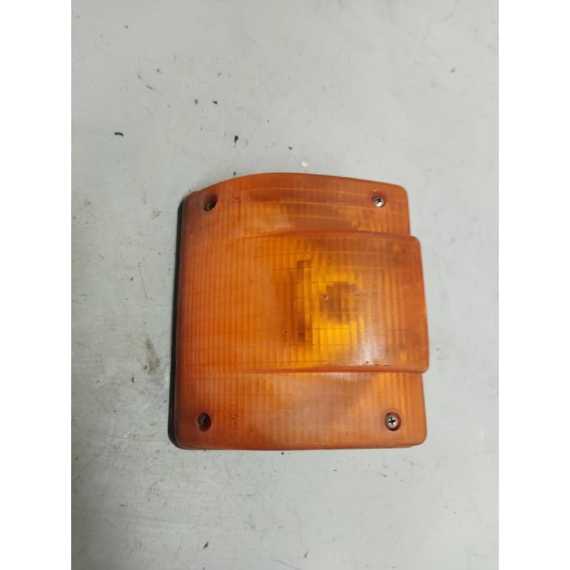 Recambio de piloto delantero derecho para man l2000 8.103-8.224 euroi/ii referencia OEM IAM 81253206079