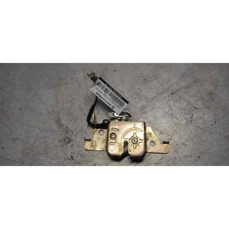 Recambio de cerradura maletero / porton para ford probe gt referencia OEM IAM