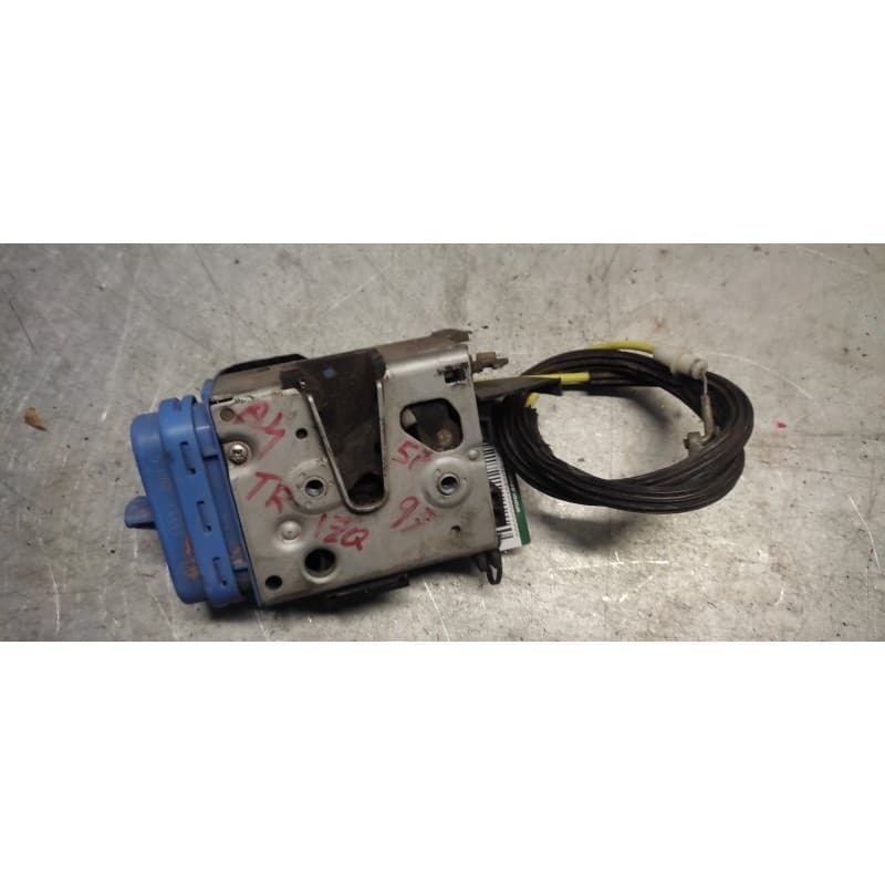 Recambio de cerradura puerta trasera izquierda para audi a4 avant (b5) 1.9 tdi referencia OEM IAM