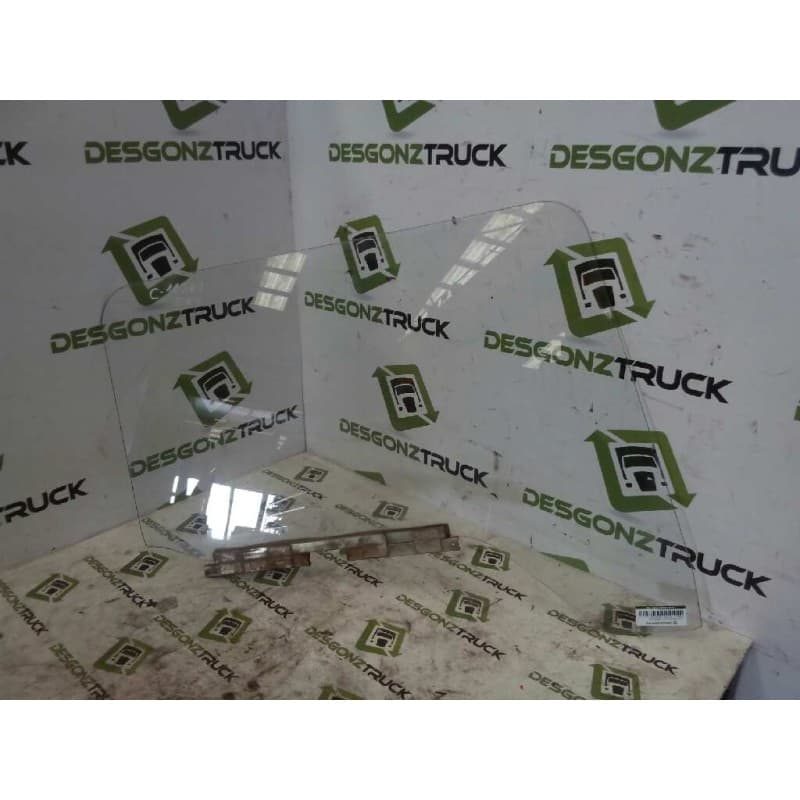 Recambio de luna delantera derecha para nissan trucks l80.09 l80.14 referencia OEM IAM - Blanco
