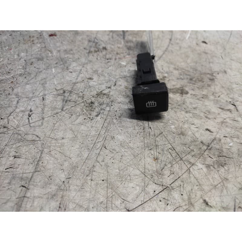 Recambio de boton antivaho para kia carens 2.0 turbodiesel cat referencia OEM IAM 6 PINS - Blanco