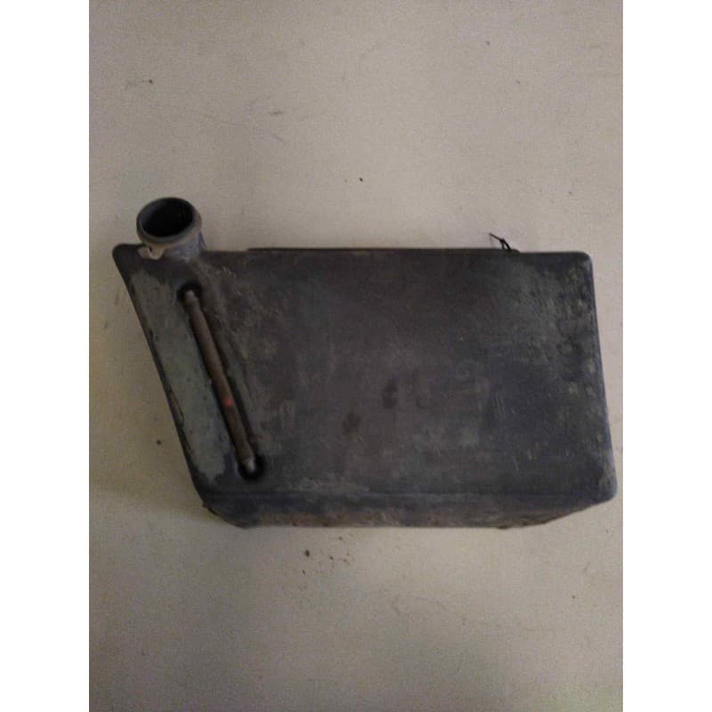 Recambio de deposito limpia para man m 2000 l/m 2000 evolution m 2000 l fg llc cabina doble con 3 puertas referencia OEM IAM 852 - Blanco