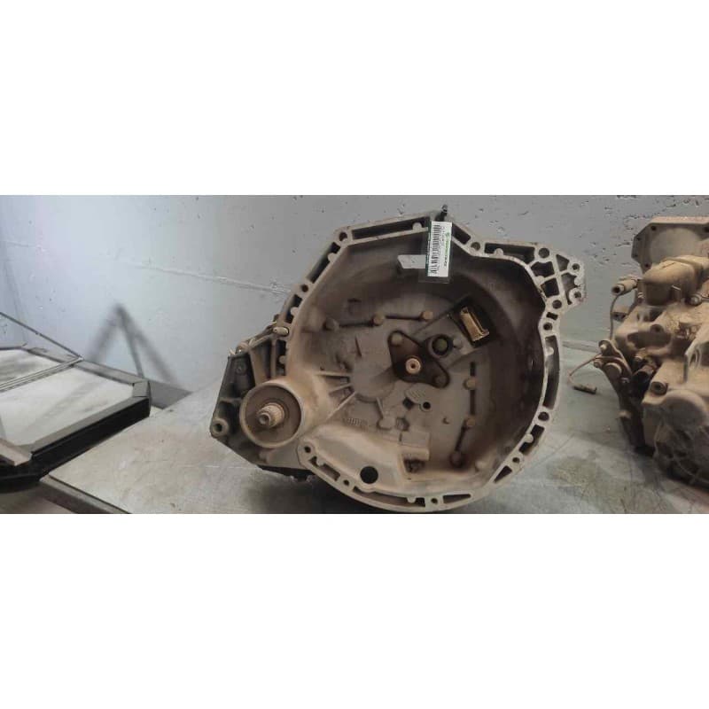 Recambio de caja cambios para renault laguna (b56) 2.0 d rn (b56f/g) referencia OEM IAM JC5 005 C065741