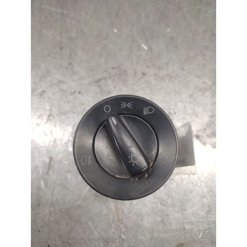 Recambio de mando luces para volkswagen bora berlina (1j2) conceptline referencia OEM IAM 1C0941531