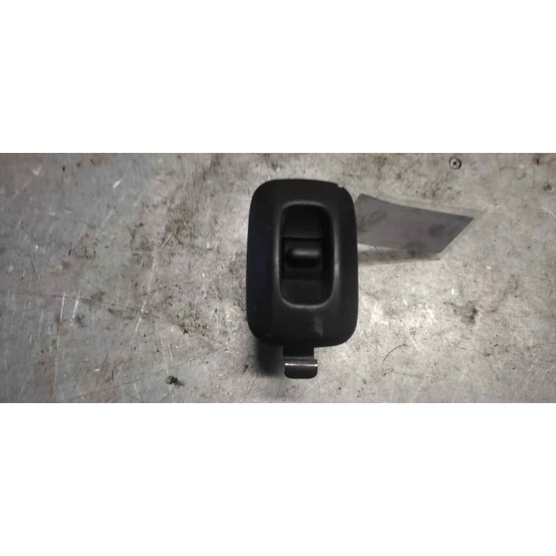Recambio de mando elevalunas trasero izquierdo para nissan pick-up (d22) cabina simple profesional 4x4 referencia OEM IAM 6 PI - Rojo