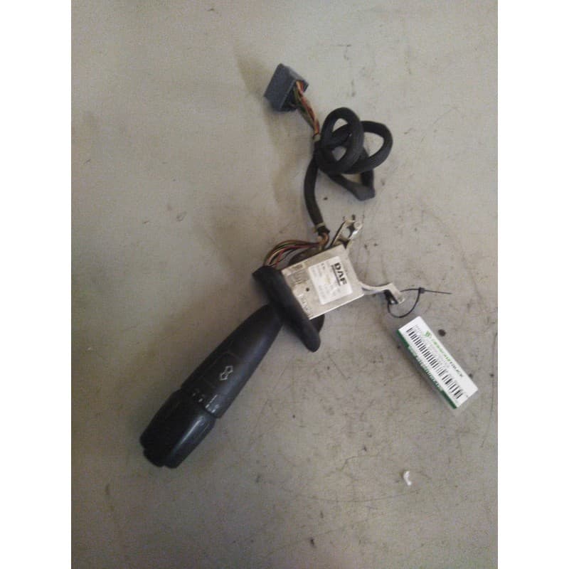 Recambio de mando intermitentes para daf serie xf105.410 fsa 4x2 space-cab referencia OEM IAM 1615080 - Amarillo