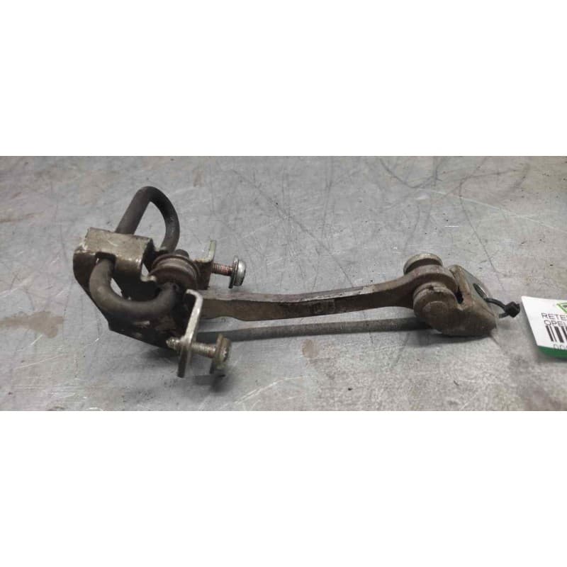Recambio de retenedor puerta para opel meriva cosmo referencia OEM IAM 13186209 TRASERA IZQUIERDA