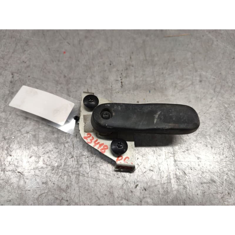 Recambio de maneta interior puerta carga para dacia dokker essential referencia OEM IAM 8200431413 DERECHA - Blanco
