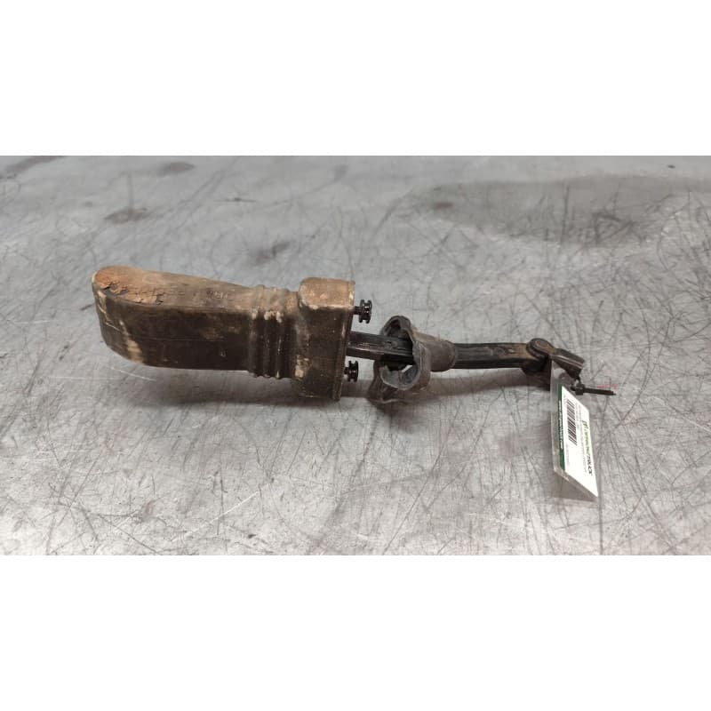 Recambio de retenedor puerta para audi a4 ber. (b8) básico referencia OEM IAM 8K0837249A