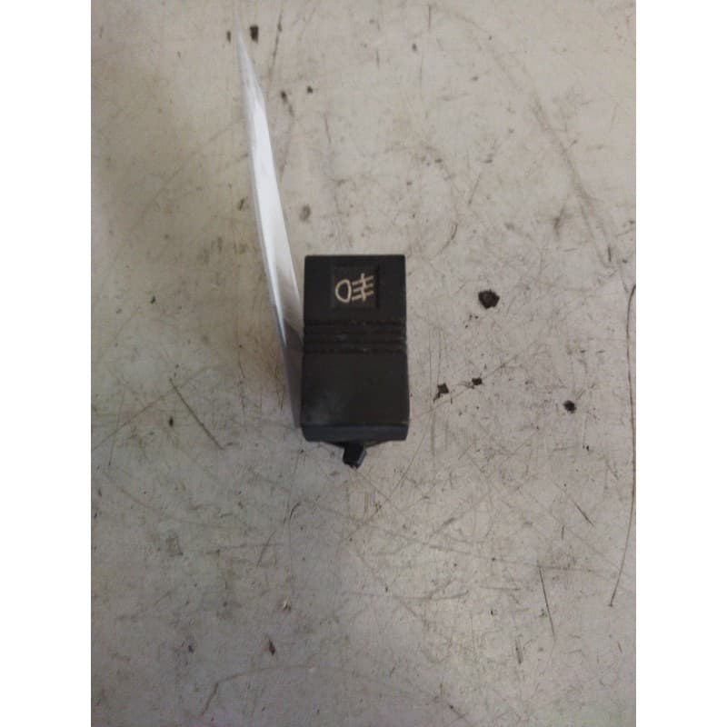 Recambio de interruptor para renault m 250.13,15,16)c,d,t midl. e2 6.2 diesel referencia OEM IAM 5010231532 - Blanco