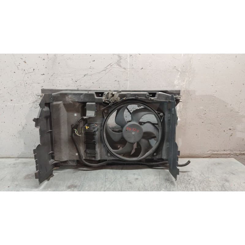 Recambio de panel frontal para peugeot 307 sw (3h) 1.6 16v referencia OEM IAM - Gris