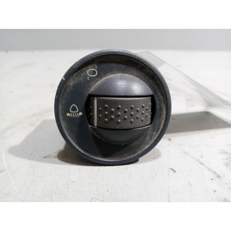 Recambio de mando regulador de faros para iveco eurocargo 05.03 5.9 diesel referencia OEM IAM 41221087