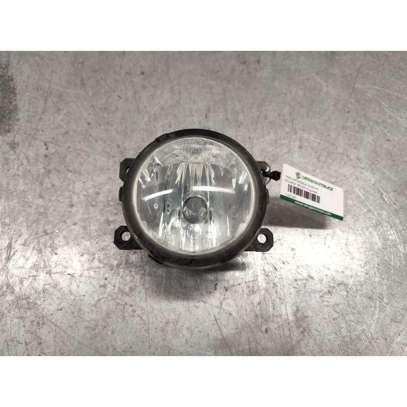 Recambio de faro antiniebla derecho para peugeot boxer furgoneta 2.0 bluehdi 130 referencia OEM IAM 2 PINS - Blanco
