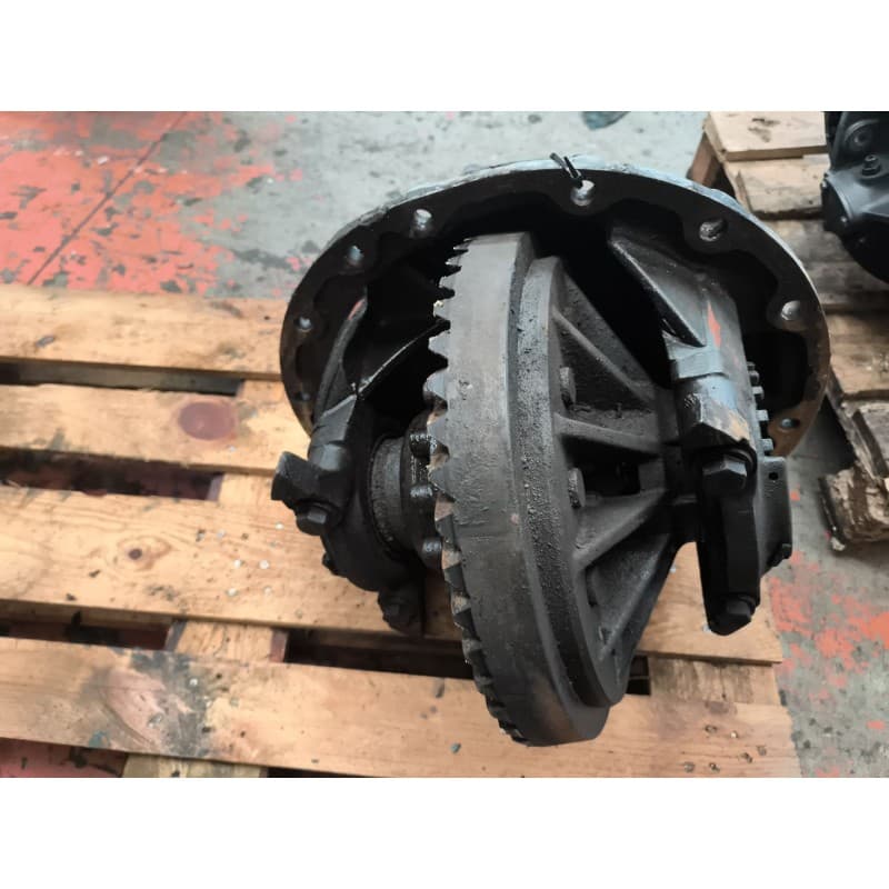 Recambio de grupo para scania trucks serie 2 k-92 referencia OEM IAM R642 RATIO:6.71 8072595 - Rojo