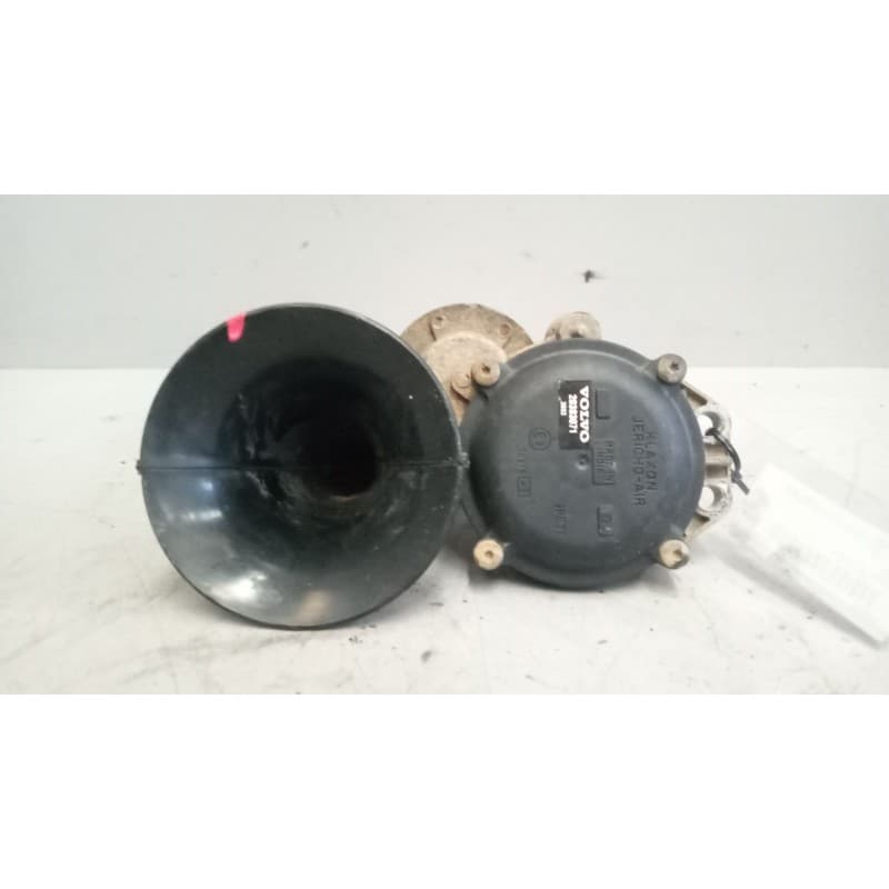 Recambio de claxon para volvo fh 12 2002 12.1 diesel (d12d460) referencia OEM IAM 20383071 - Blanco