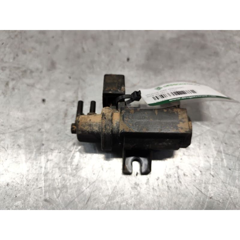 Recambio de valvula aire adicional para bmw x6 (e71, e72) xdrive 35 d referencia OEM IAM 174779663403 2 PINS