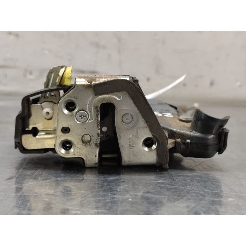 Recambio de cerradura puerta delantera izquierda para toyota corolla verso (zer_, zze12_, r1_) 2.2 d-4d (aur10_) referencia OEM - Gris