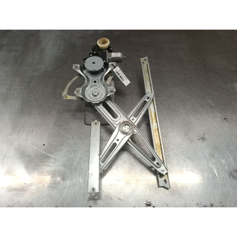 Recambio de elevalunas trasero derecho para toyota corolla verso (zer_, zze12_, r1_) 2.2 d-4d (aur10_) referencia OEM IAM - Gris